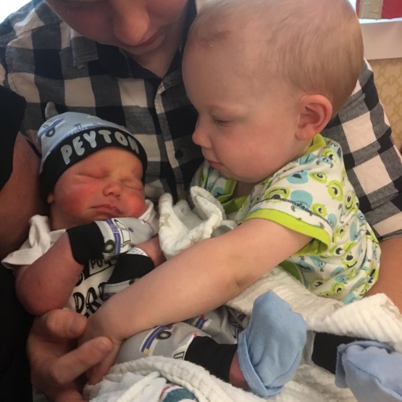 Meet Your Posher! - Picture 3 of 5